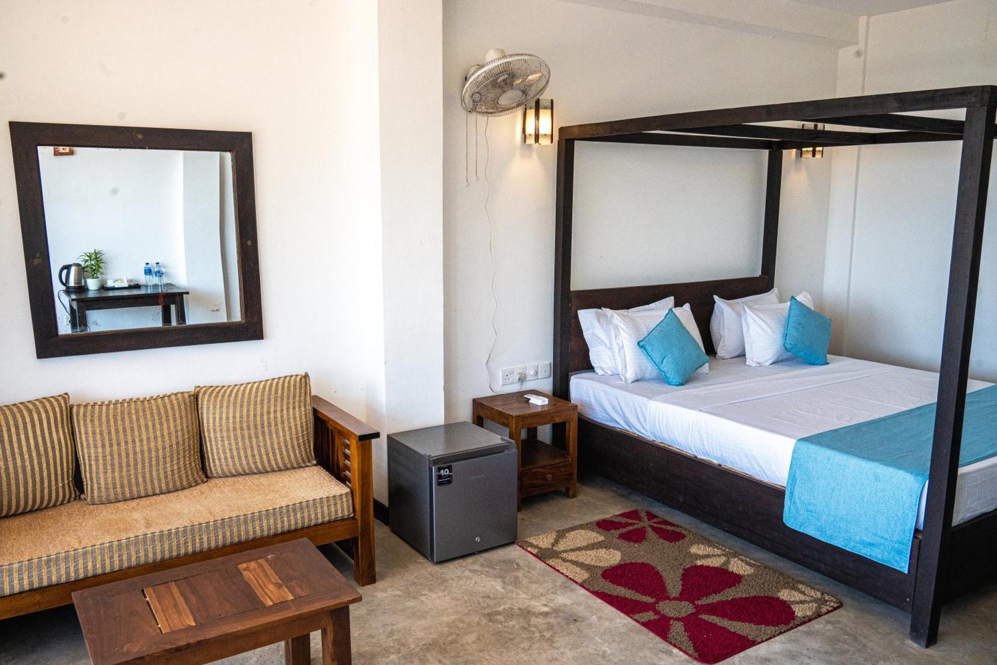Cocos Hotell Midigama East Eksteriør bilde